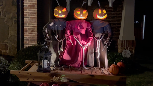 Texas AtmosFAN Creates ‘Pumpkin People’&nbsp;