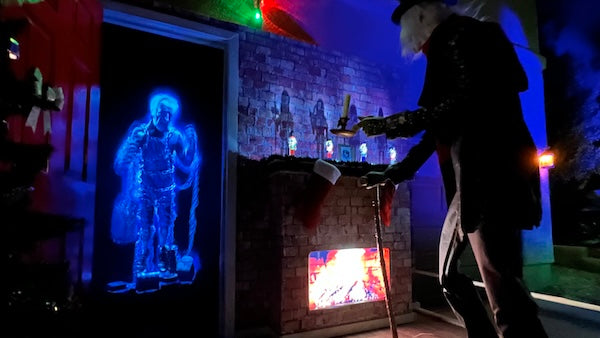 Las Vegas AtmosFAN Brings Dickens’ Classic Tale to Life